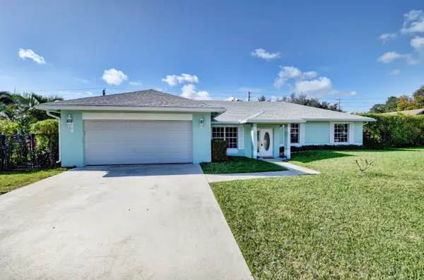 Boynton Beach, FL 33426,8 Redwood CT