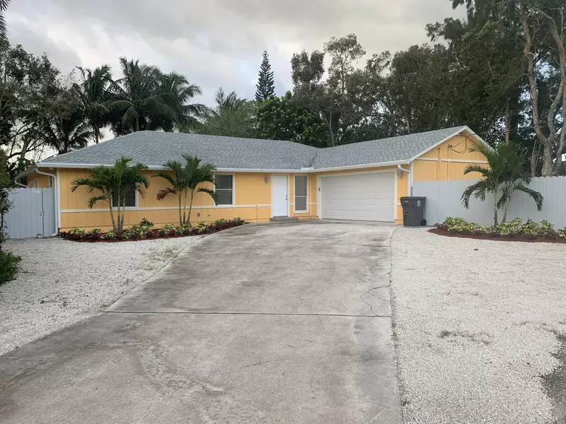 2918 Wayne RD, West Palm Beach, FL 33406