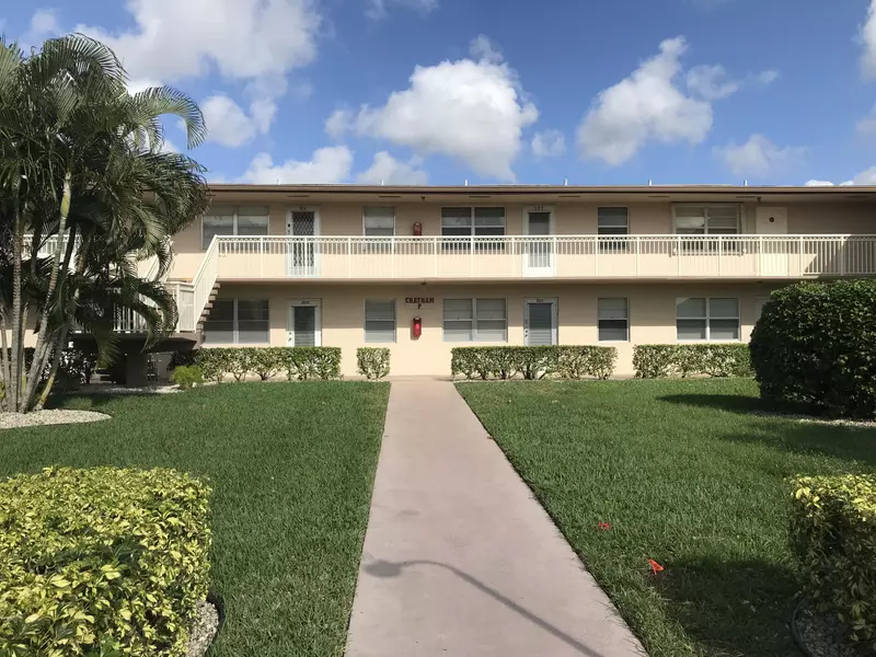 314 Chatham P 314, West Palm Beach, FL 33417