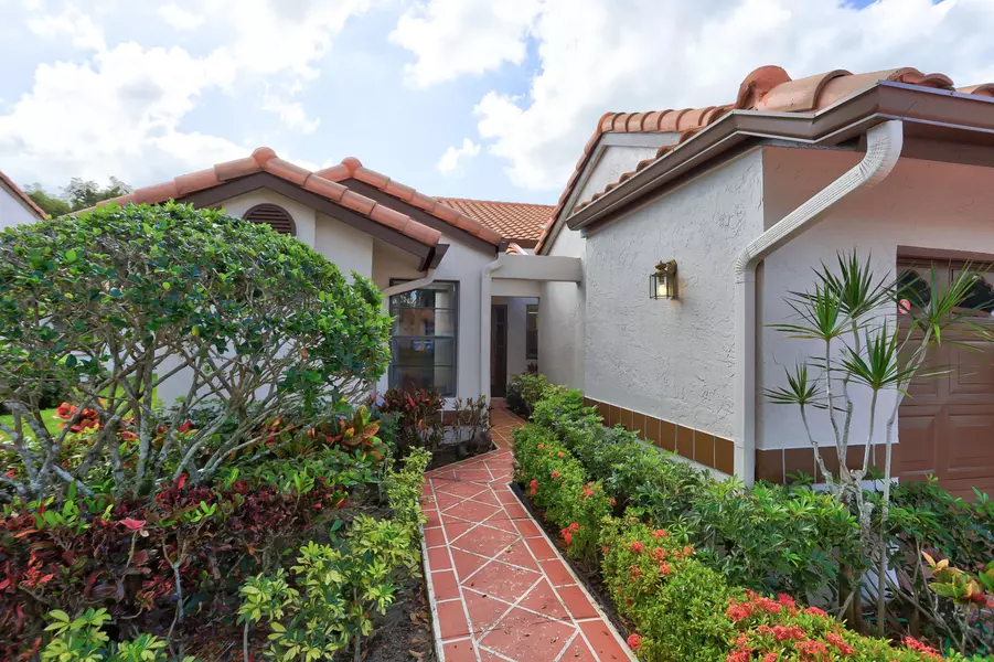 6049 Kings Gate CIR, Delray Beach, FL 33484