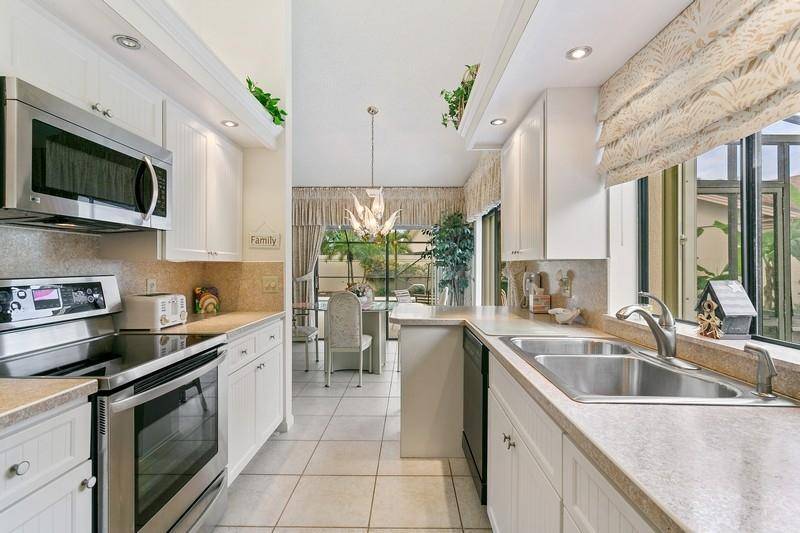 Jupiter, FL 33477,306 Leeward DR