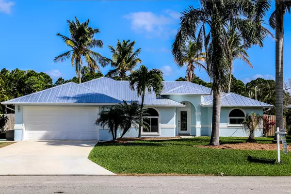 1817 SE Bowie ST, Port Saint Lucie, FL 34952