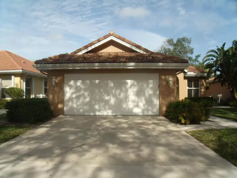 137 E Hampton WAY, Jupiter, FL 33458