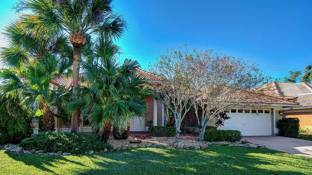 19268 Cloister Lake LN, Boca Raton, FL 33498