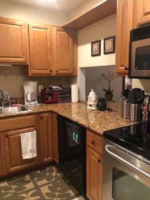 Lake Worth, FL 33461,2669 S Garden DR 402