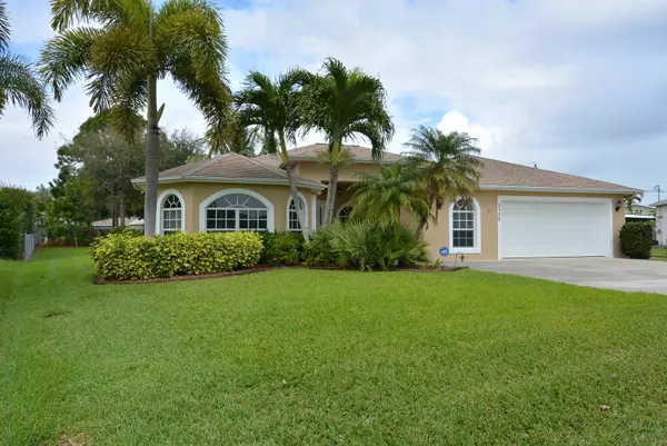 Port Saint Lucie, FL 34952,2350 SE Patio CIR