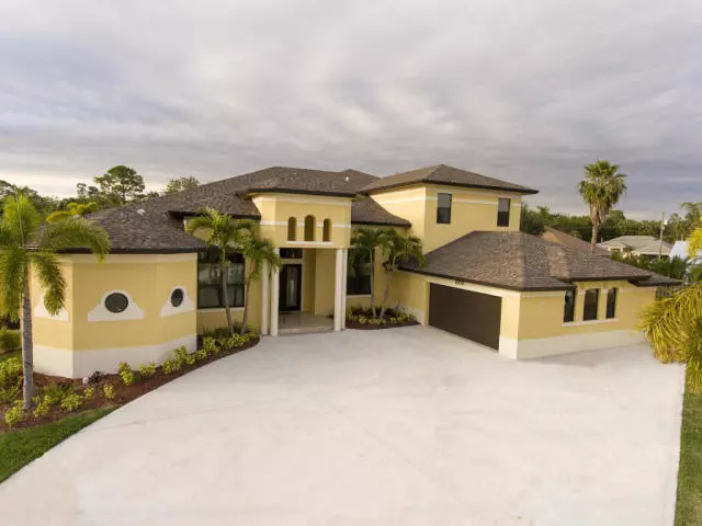 2500 SW Gabor CT, Port Saint Lucie, FL 34953