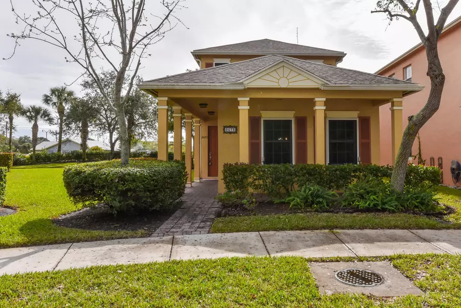 2073 SE Avon Park DR, Port Saint Lucie, FL 34952