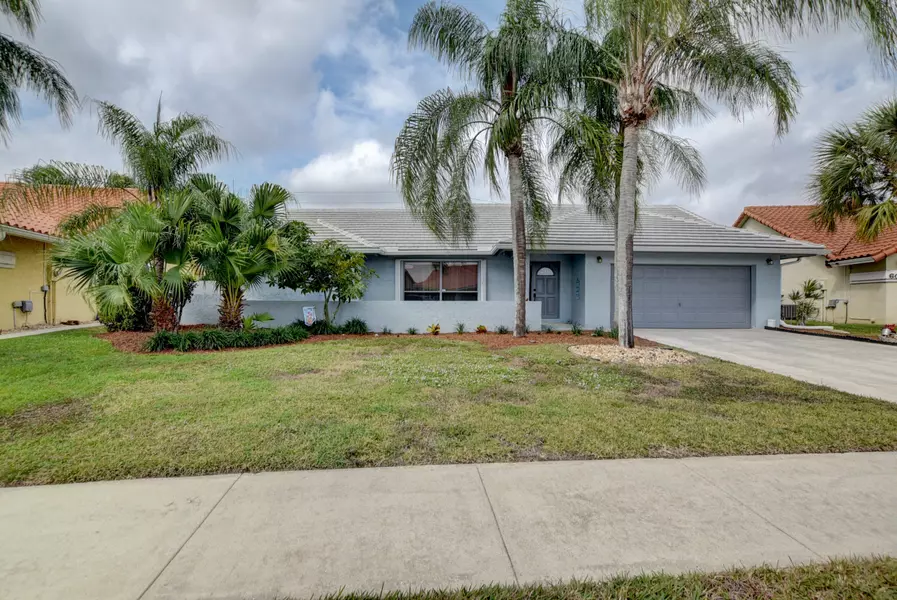 6048 Sunberry CIR, Boynton Beach, FL 33437