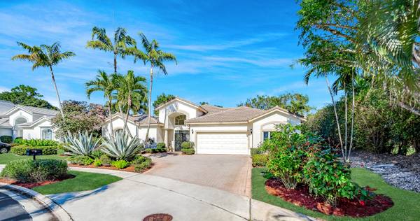 7669 La Corniche CIR, Boca Raton, FL 33433