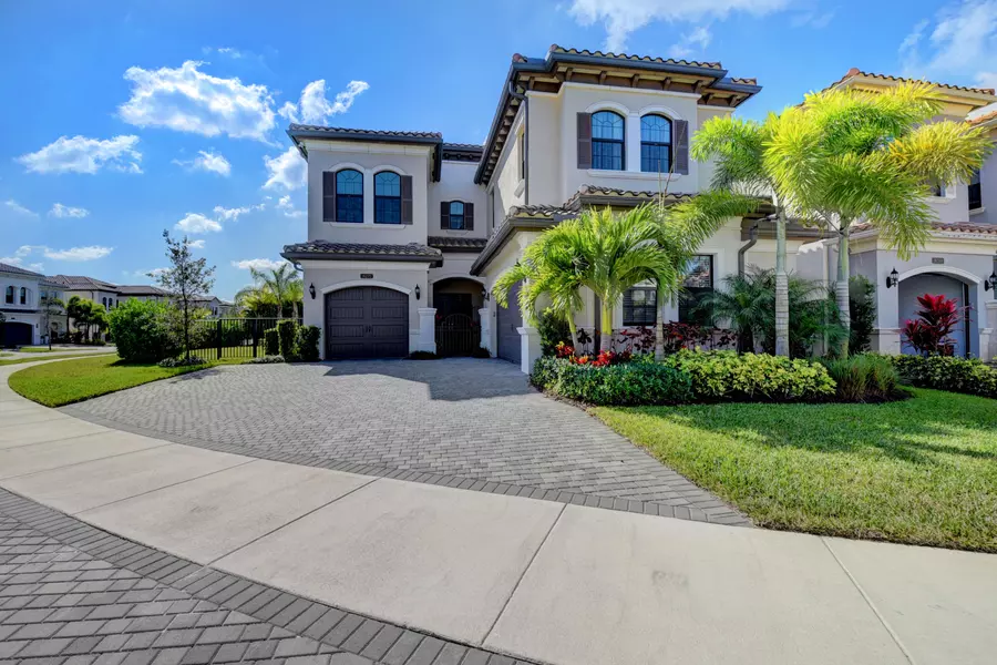 16275 Cabernet DR, Delray Beach, FL 33446