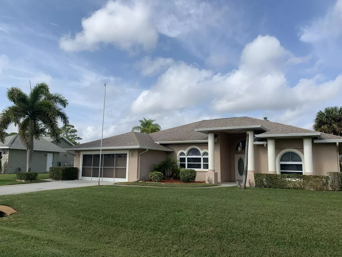 Fort Pierce, FL 34951,5314 Echo Pines CIR