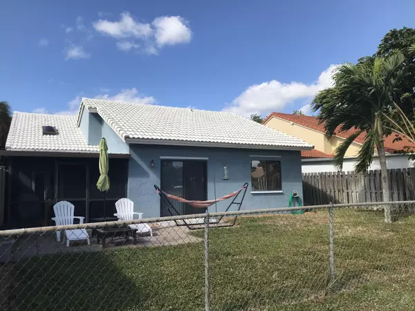 Boynton Beach, FL 33437,9648 S 63rd TRL