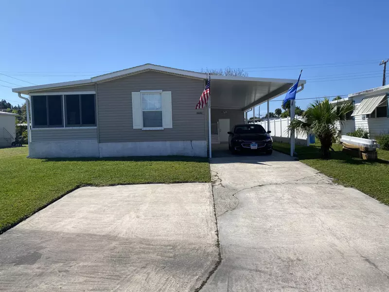 8442 SE Skylark AVE, Hobe Sound, FL 33455