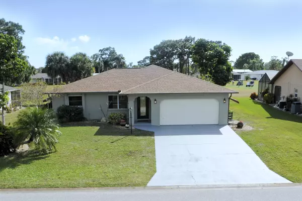 Rotonda West, FL 33947,152 Caddy RD