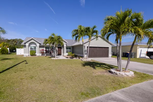 Fort Pierce, FL 34949,1322 Bonefish CT