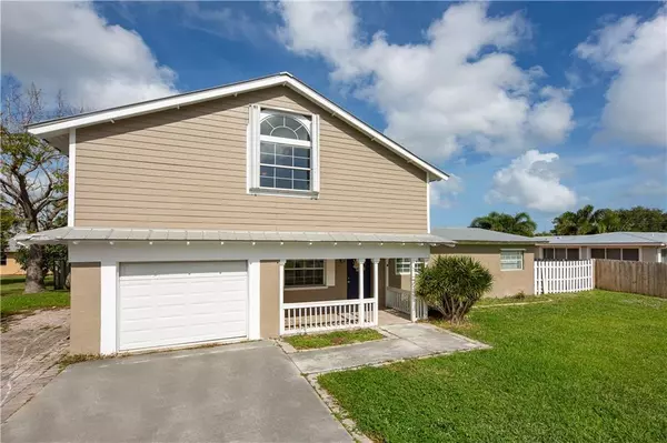 Stuart, FL 34994,35 SW Cabana Point CIR