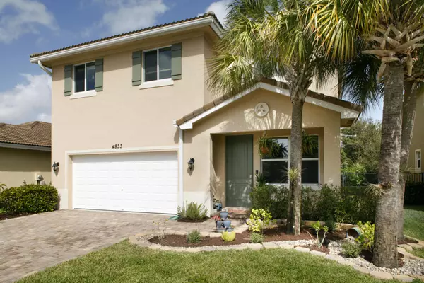 Greenacres, FL 33463,4833 Foxtail Palm CT