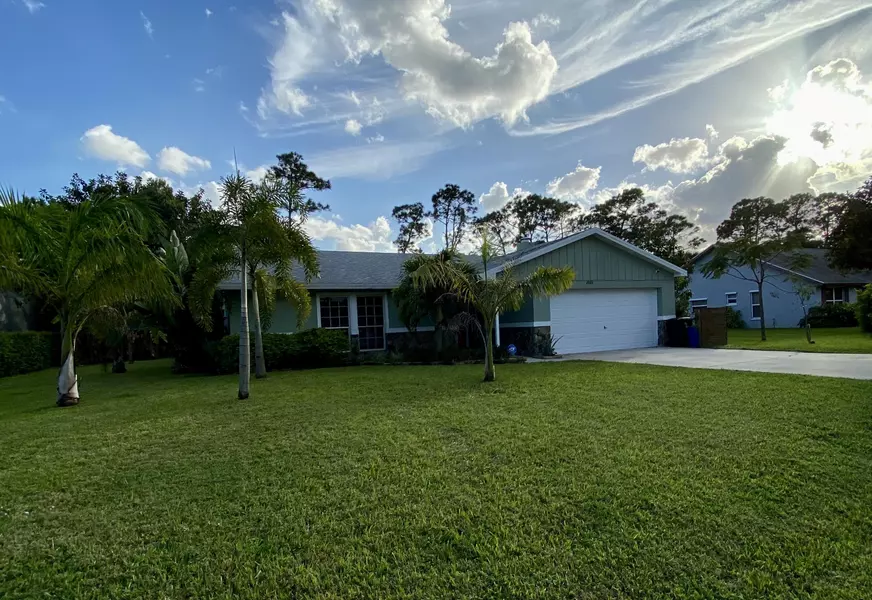 4805 Paleo Pines CIR, Fort Pierce, FL 34951