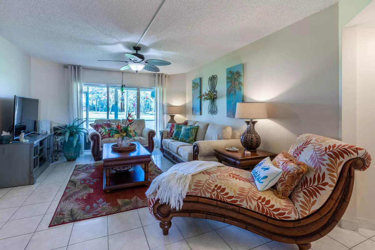 Lake Worth, FL 33467,3959 Via Poinciana DR 105