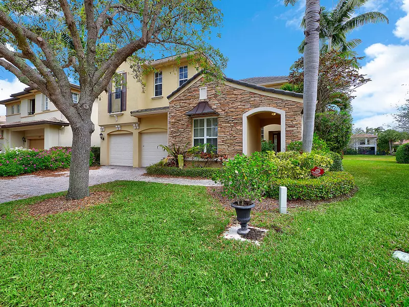 1508 Carafe CT, Palm Beach Gardens, FL 33410