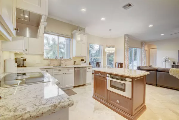 Boca Raton, FL 33428,21186 La Vista CIR