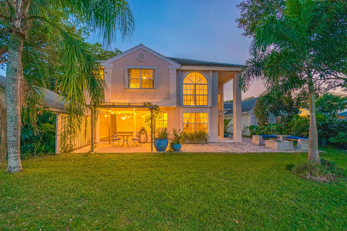 Palm Beach Gardens, FL 33418,93 Admirals CT