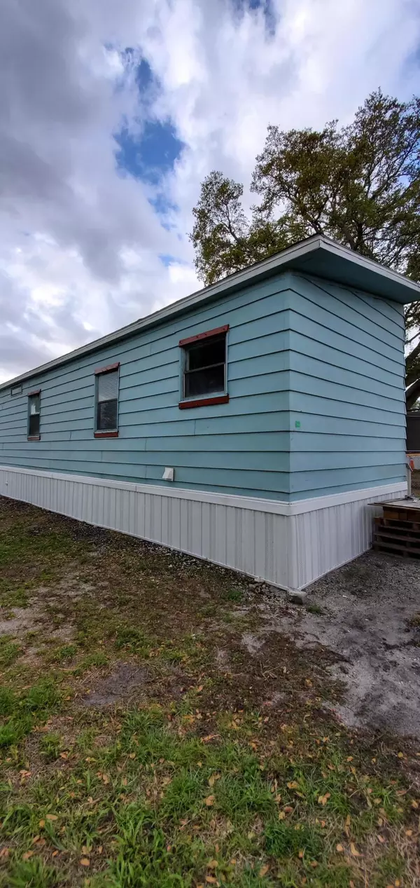 Fort Pierce, FL 34946,4966 Deanna LN