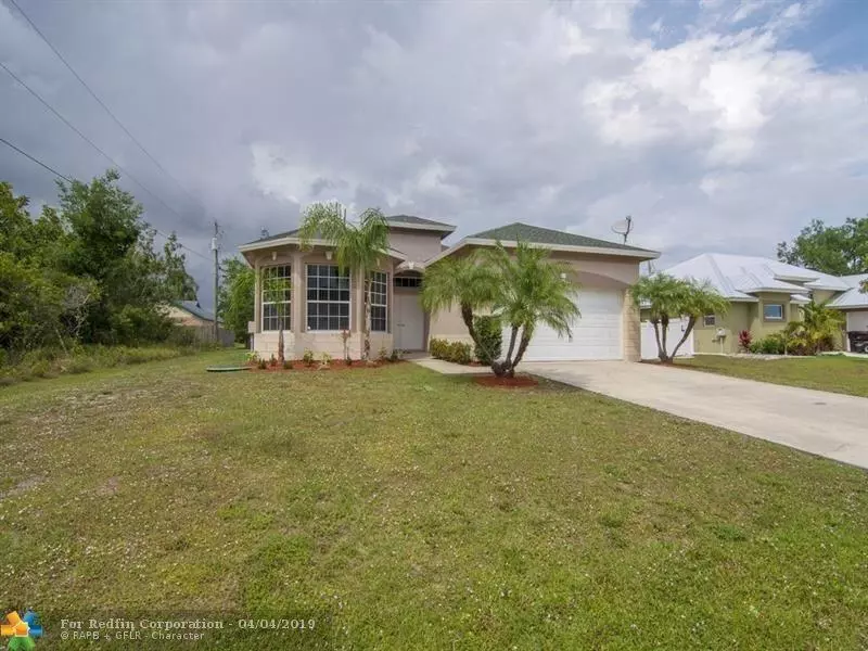 881 SW Mccracken AVE, Port Saint Lucie, FL 34953