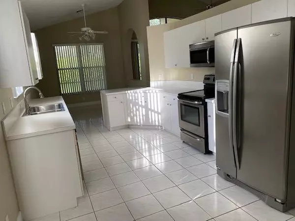 Boynton Beach, FL 33436,10062 N Lexington CIR