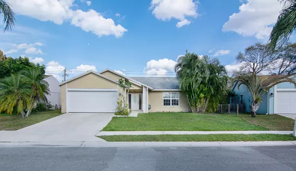 170 Greentree CIR, Jupiter, FL 33458