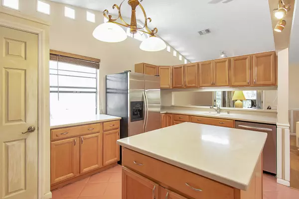 Jupiter, FL 33458,170 Greentree CIR