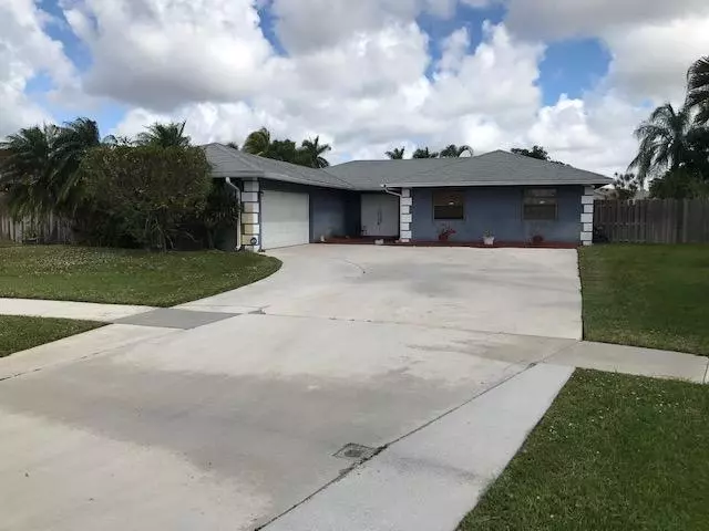 5377 N Sandhurst CIR, Lake Worth, FL 33463