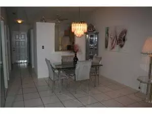 Boca Raton, FL 33496,8587 Overset LN 8587