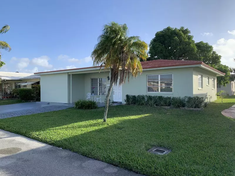 5722 NW 86th TER, Tamarac, FL 33321