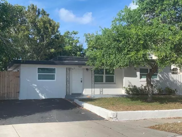 521 57th Street ST, West Palm Beach, FL 33407