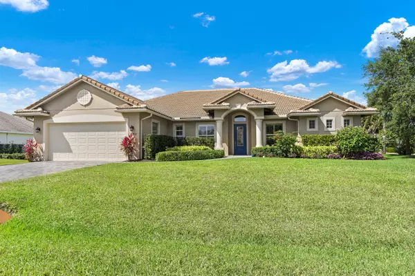 3211 SE River Vista DR, Port Saint Lucie, FL 34952