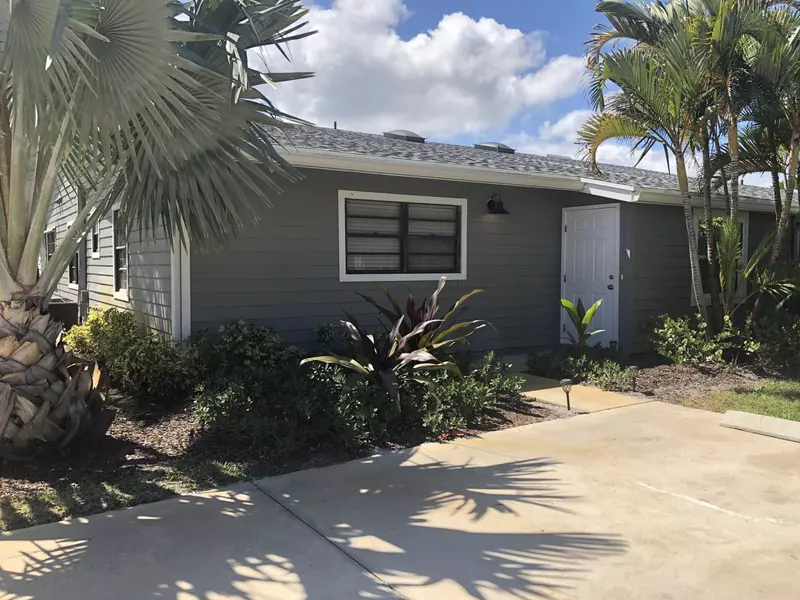 9099 SE SE Hobe Ridge AVE, Hobe Sound, FL 33455