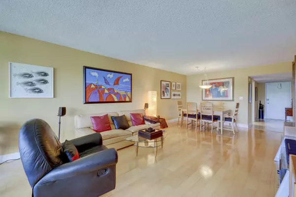 Pompano Beach, FL 33069,3151 S Palm Aire DR 406