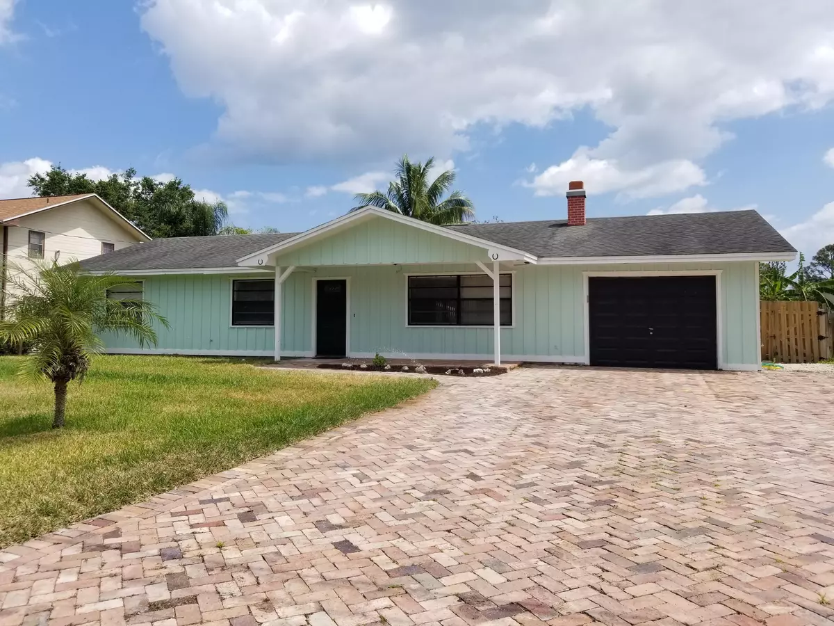 Fort Pierce, FL 34982,5800 Raintree TRL