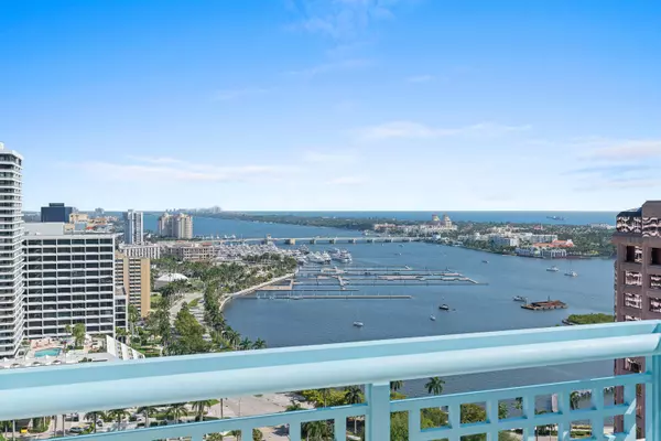 West Palm Beach, FL 33401,222 Lakeview AVE Penthouse Four