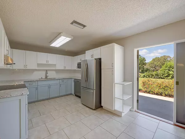 Tequesta, FL 33469,5 Chapel CT