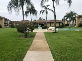 Palm Springs, FL 33461,555 Purdy LN 320