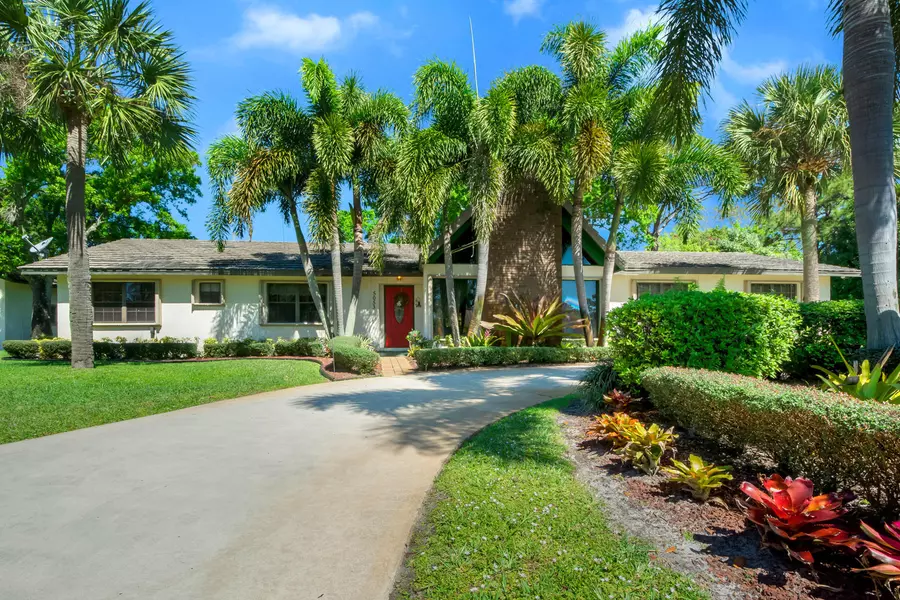 5053 Beechwood RD, Delray Beach, FL 33484