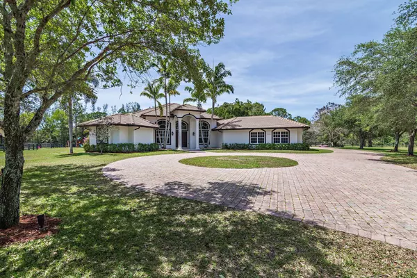 Palm Beach Gardens, FL 33418,14800 Crazy Horse LN