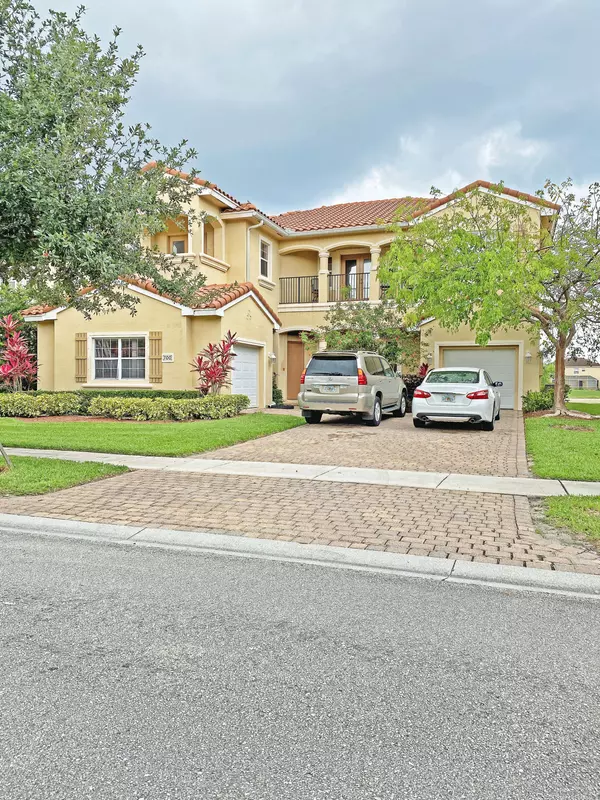 West Palm Beach, FL 33413,700 Cresta CIR