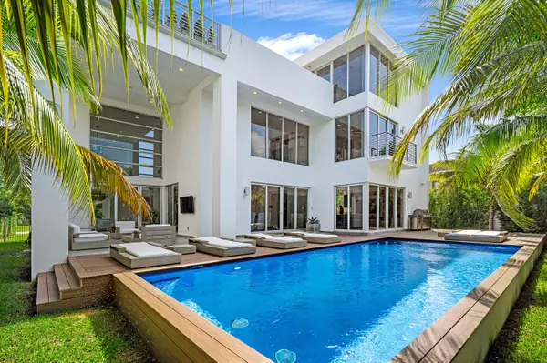 Sunny Isles Beach, FL 33160,261 189th ST