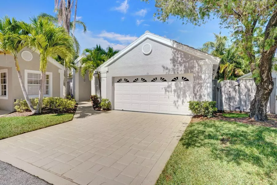 73 Admirals CT, Palm Beach Gardens, FL 33418