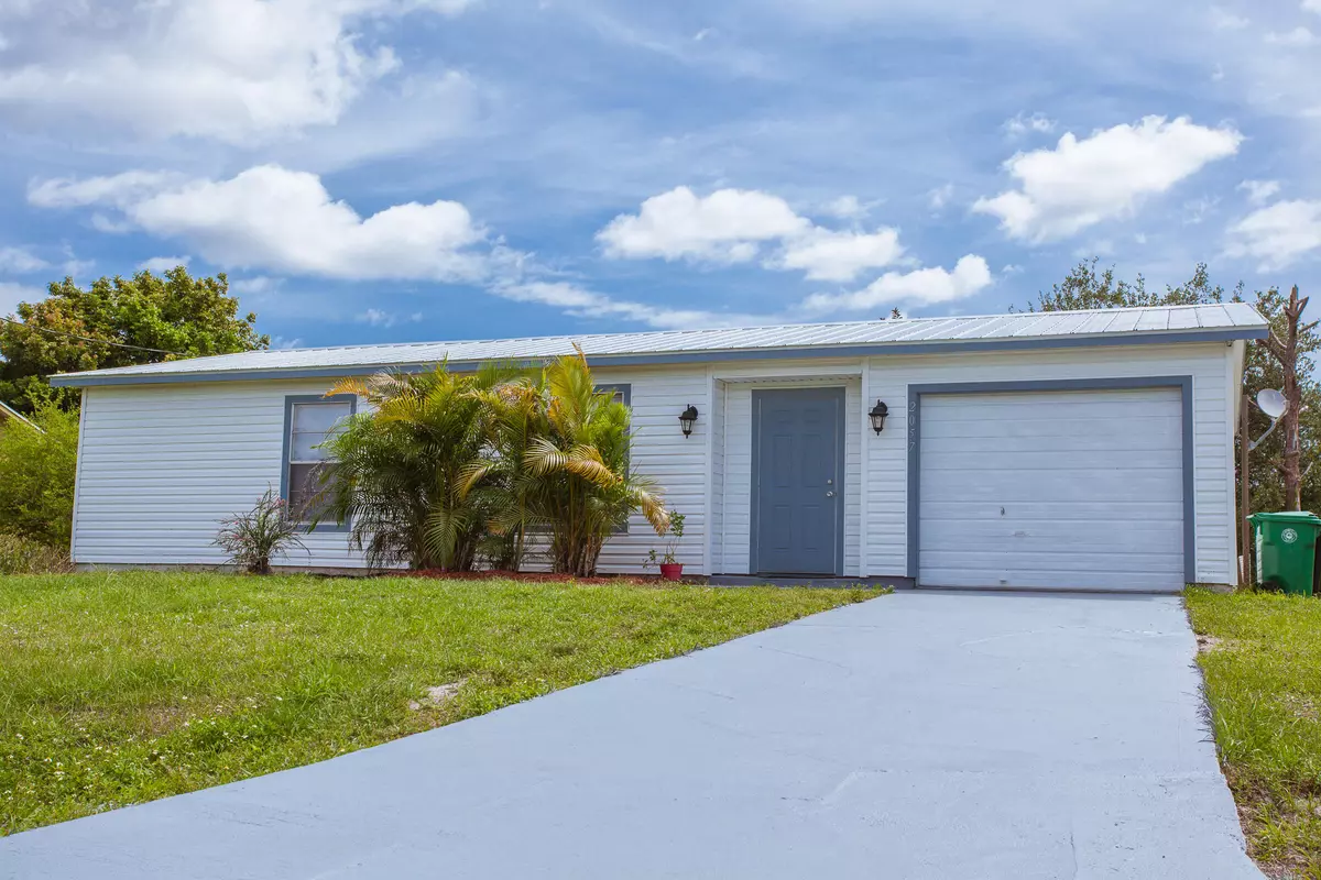 Port Saint Lucie, FL 34953,2057 SW Susset LN