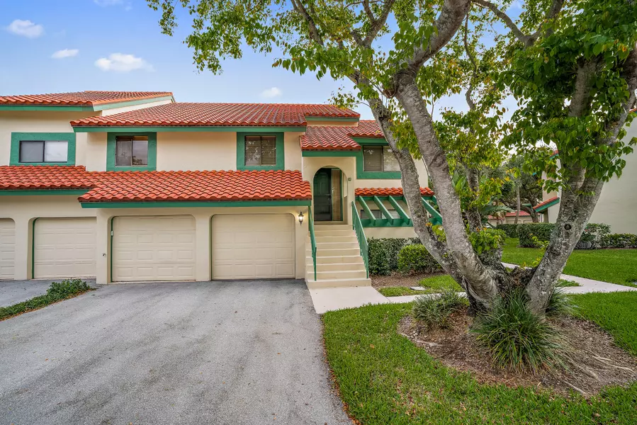 13 E Lexington LN H, Palm Beach Gardens, FL 33418